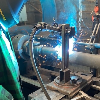 Napawanie wału napędowego w warsztacie Kardan Szczecin